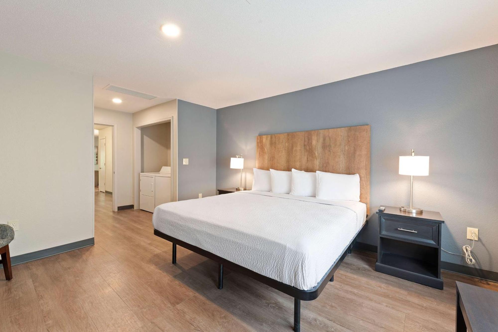 Extended Stay America Select Suites - Charlotte - Airport Eksteriør billede