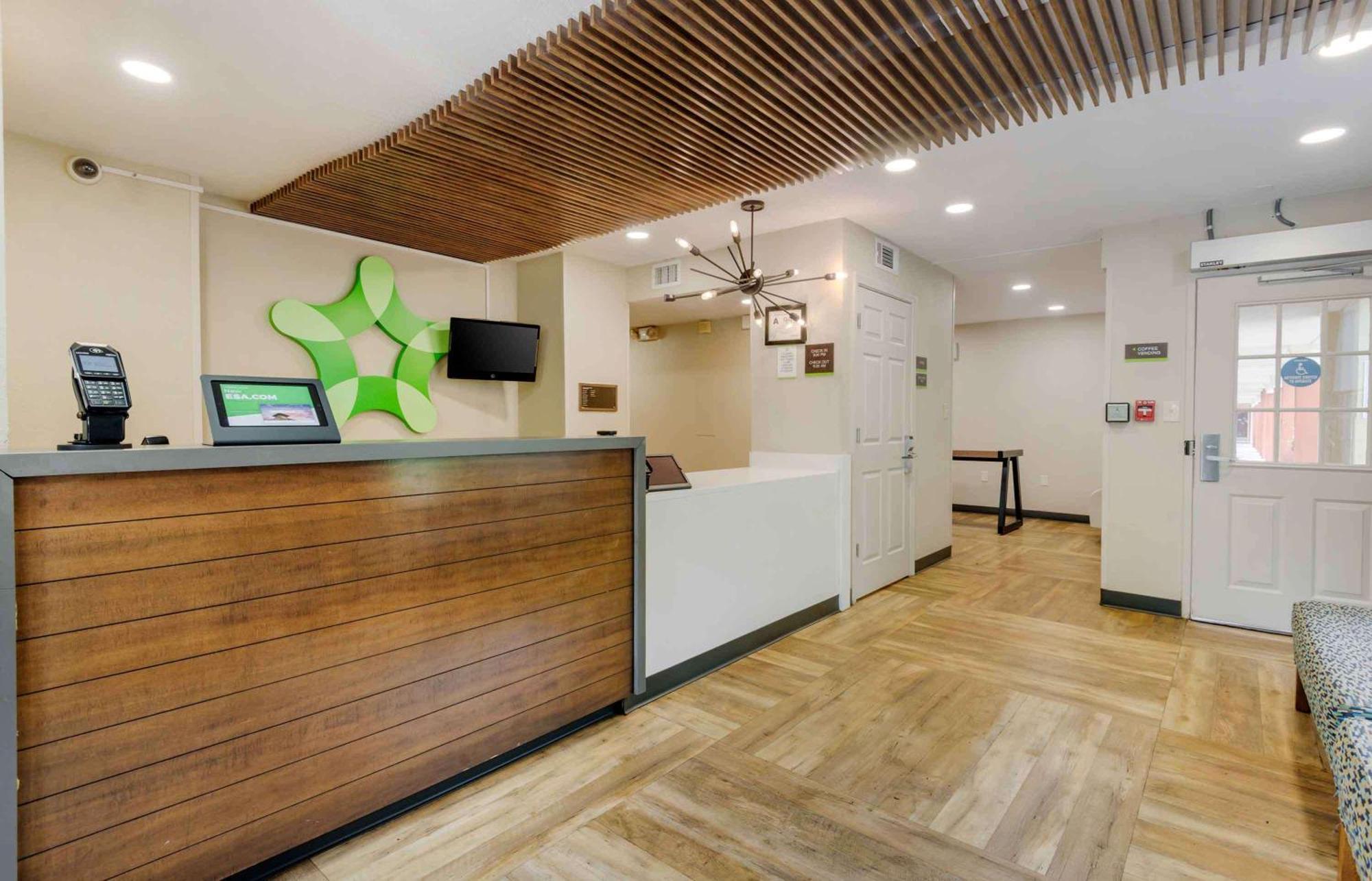 Extended Stay America Select Suites - Charlotte - Airport Eksteriør billede